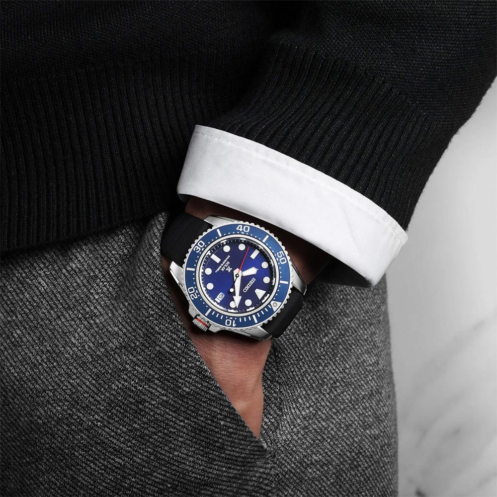 Seiko セイコー 押し切っ V157-0CX0 *533